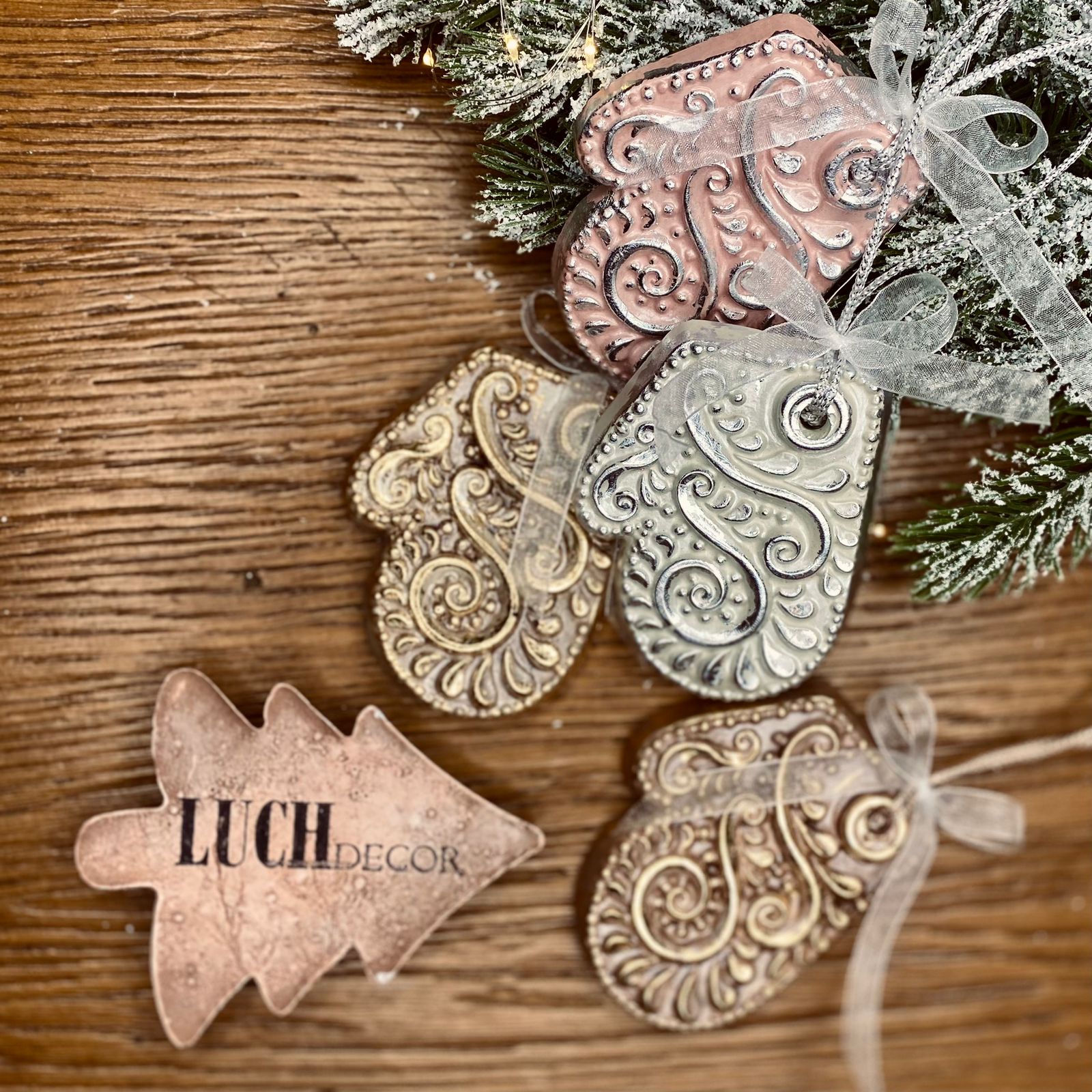 LUCHdecor НГ варежка шоколадка
